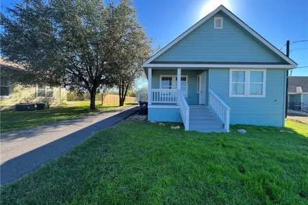 House for Sale at 1228 Hoover Street, Luling,  TX 78648
