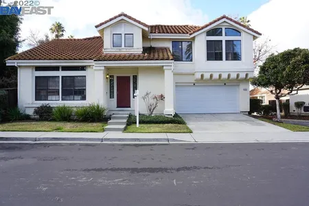 House for Sale at 43325 Debrum Cmn, Fremont,  CA 94539