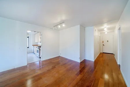 Unit for sale at 400 East 70th Street #504, Manhattan, NY 10021