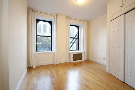 Unit for sale at 347 W 44TH ST, Manhattan, NY 10036