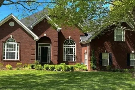 House for Sale at 2323 Calderwood Ct, Murfreesboro,  TN 37130