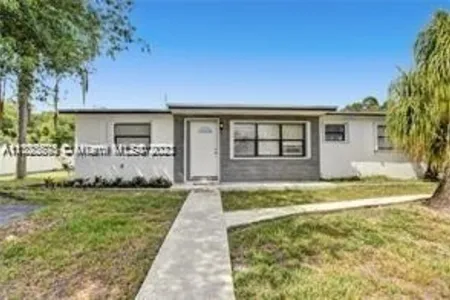 House for Sale at 16131 Sw 300th St, Homestead,  FL 33033