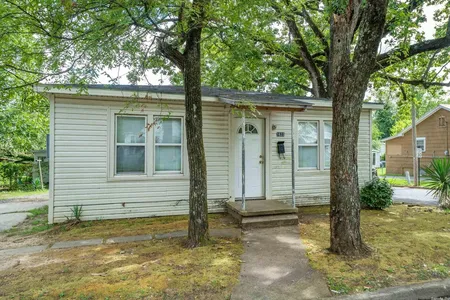 Unit for sale at 1633 Hobson Avenue, Hot Springs, AR 71913