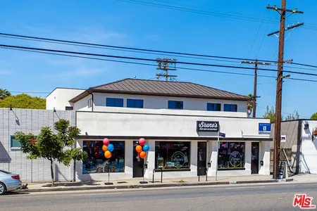Multifamily for Sale at 2010 Lincoln Blvd, Venice,  CA 90291