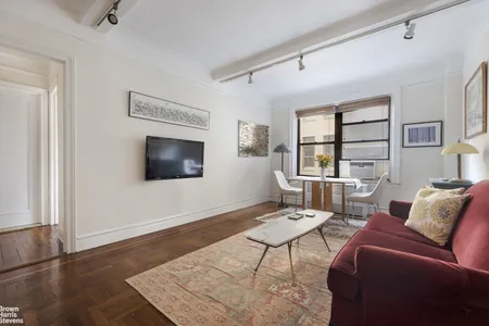 Unit for sale at 545 W End Ave #6F, Manhattan, NY 10024