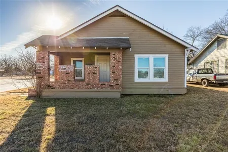 House for Sale at 2500 Herring Avenue, Waco,  TX 76708