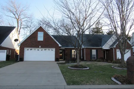 House for Sale at 2747 Stonehedge Dr, Murfreesboro,  TN 37128