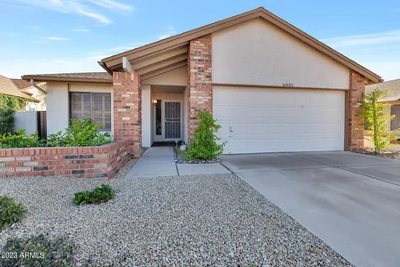 House for Sale at 6901 E Kings Avenue, Scottsdale,  AZ 85254