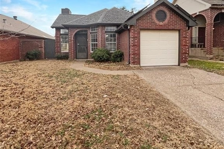 Unit for sale at 6920 Driffield Circle, North Richland Hills, TX 76182