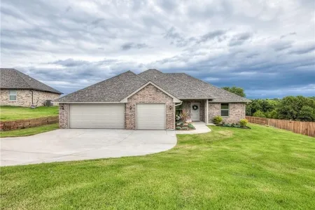 House for Sale at 9529 Country Side Lane, Guthrie,  OK 73044