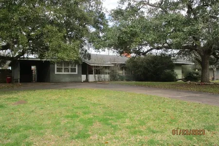 House for Sale at 1530 W. Broad, Freeport,  TX 77541