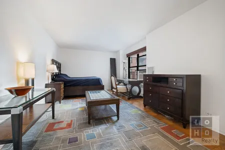 Unit for sale at 385 Grand St #L902, Manhattan, NY 10002