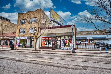Unit for sale at 2049 West Howard Street, Chicago, IL 60645