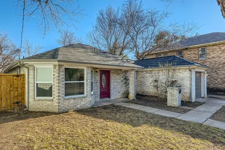 House for Sale at 5604 Junius Street, Dallas,  TX 75214