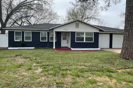 House for Sale at 709 Oakwood Avenue, Hurst,  TX 76053