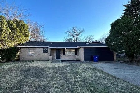 House for Sale at 840 Jadewood, Dallas,  TX 75232