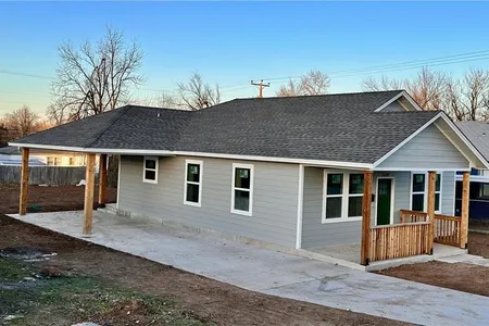 House for Sale at 1529 Ne 14th Street, Oklahoma City,  OK 73117