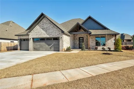 House for Sale at 5712 Goldstone Court, Mustang,  OK 73064