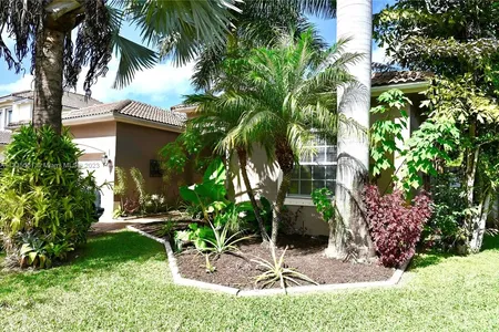 House for Sale at 1869 Se 19th St, Homestead,  FL 33035