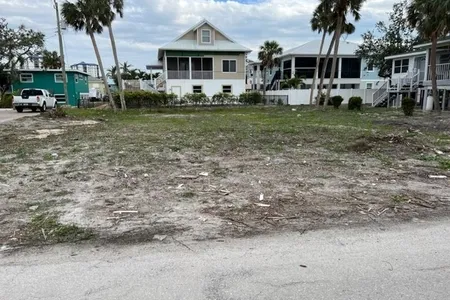 Unit for sale at 156 Mandalay Road, FORT MYERS BEACH, FL 33931