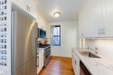 Unit for sale at 350 East 77th Street #1P, Manhattan, NY 10021