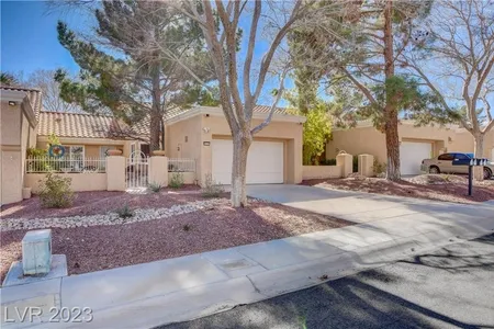 Townhouse for Sale at 9137 Gemstone Drive, Las Vegas,  NV 89134