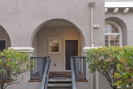Townhouse for Sale at 207 Moresby Ln, Redwood City,  CA 94063
