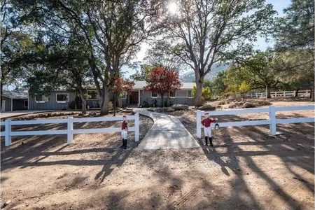 House for Sale at 21608 Indian Wells Drive, Tehachapi,  CA 93561