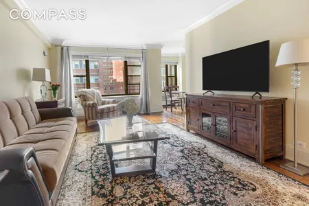 Unit for sale at 55 E End Ave #8F, Manhattan, NY 10028