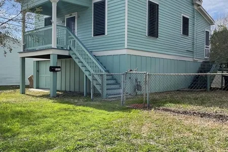 House for Sale at 1211 14th, Galveston,  TX 77550