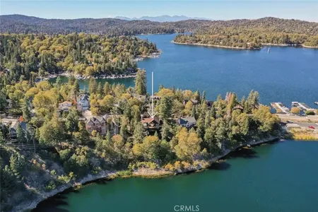 Unit for sale at 537 Canyon View Drive, Lake Arrowhead, CA 92352