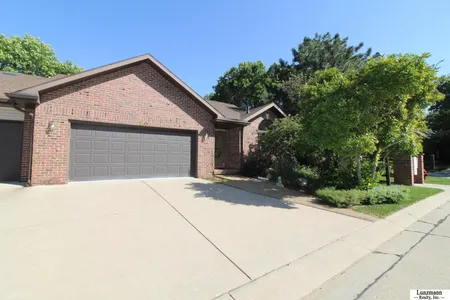 Townhouse for Sale at 740 Lancashire Court, Lincoln,  NE 68510