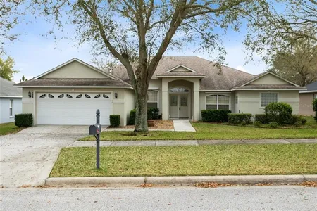 House for Sale at 971 Cornell Avenue, Clermont,  FL 34711