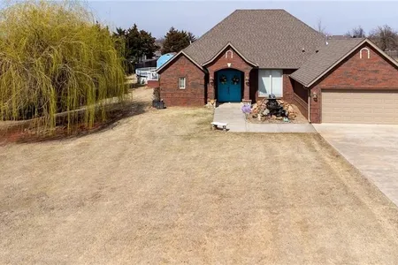 House for Sale at 2364 Elm Tree Drive, Blanchard,  OK 73010