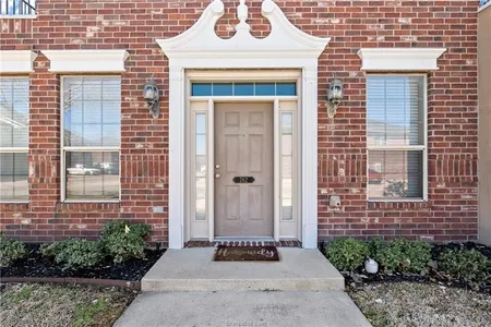 Condo for Sale at 262 Forest Drive, College Station,  TX 77840-2077