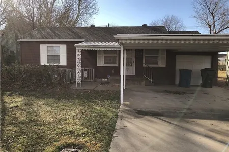 House for Sale at 7218 Se 15th Street, Midwest City,  OK 73110