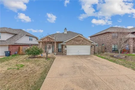 House for Sale at 918 Dove Landing, College Station,  TX 77845-6164