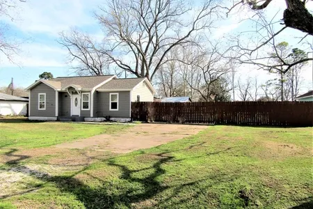 House for Sale at 209 Halbert, Richwood,  TX 77531