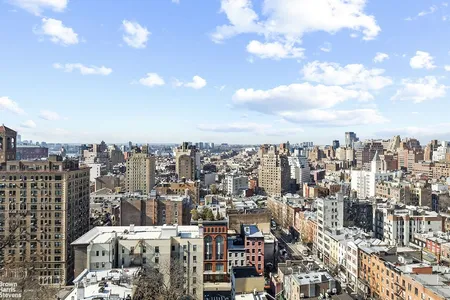 Unit for sale at 2 5th Avenue, Manhattan, NY 10011
