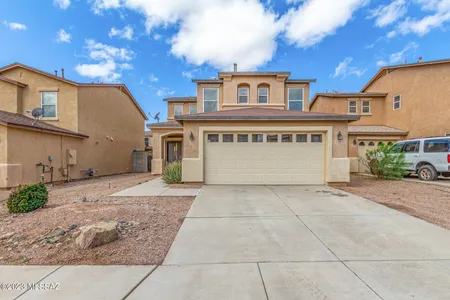 House for Sale at 6804 S Aquiline Drive, Tucson,  AZ 85756