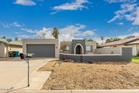 House for Sale at 10607 W Avenida Glenrosa --, Phoenix,  AZ 85037