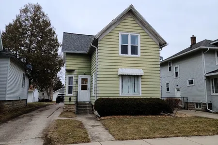 Unit for sale at 41 East 12th Street, Fond Du Lac, WI 54935