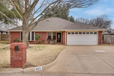 House for Sale at 902 Branch Creek Drive, Mansfield,  TX 76063