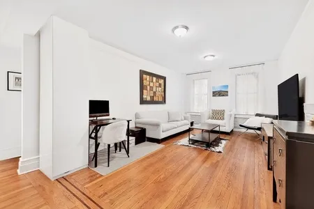 Unit for sale at 350 E 77th St #1H, Manhattan, NY 10075