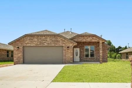 House for Sale at 1120 S Colt Lane, Mustang,  OK 73064