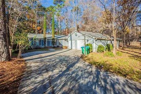 Unit for sale at 337 Chip Road, Stone Mountain, GA 30087
