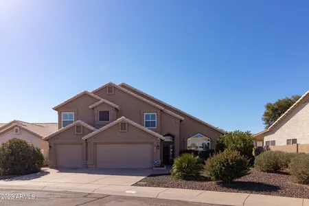House for Sale at 4207 E Rockledge Road, Phoenix,  AZ 85044
