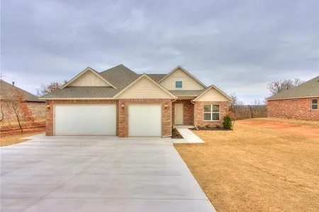 House for Sale at 8910 Tall Oaks Drive, Guthrie,  OK 73044