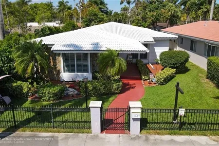 House for Sale at 1047 Hollywood Blvd, Hollywood,  FL 33019