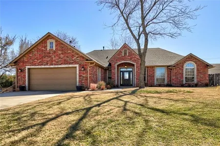House for Sale at 1601 Woodstock, Shawnee,  OK 74804